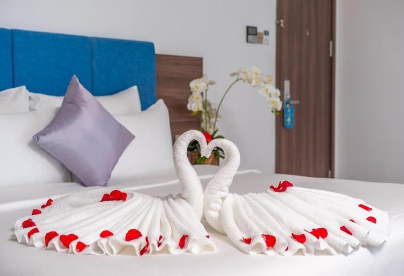 سوییت با چشمانداز دریا, Grand Gold Beach Hotel & Spa