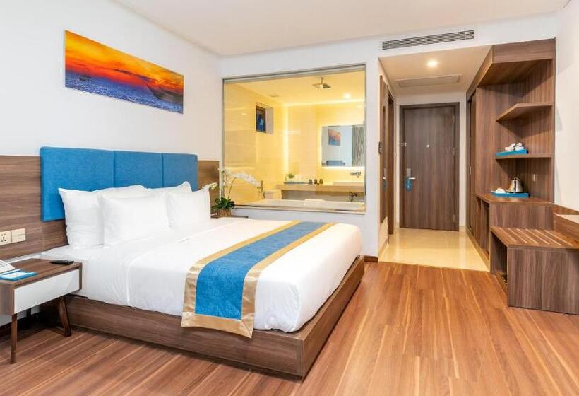 سوییت جونیور با چشمانداز دریا, Grand Gold Beach Hotel & Spa