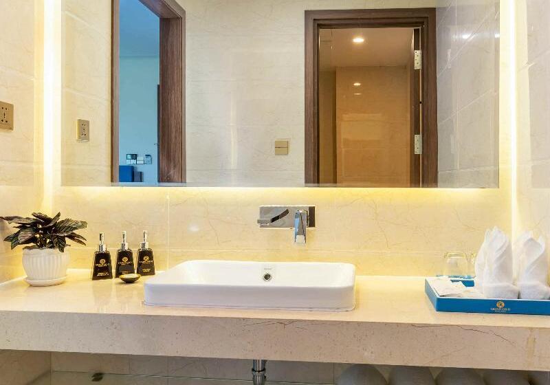 اتاق پرمیوم با چشمانداز دریا, Grand Gold Beach Hotel & Spa