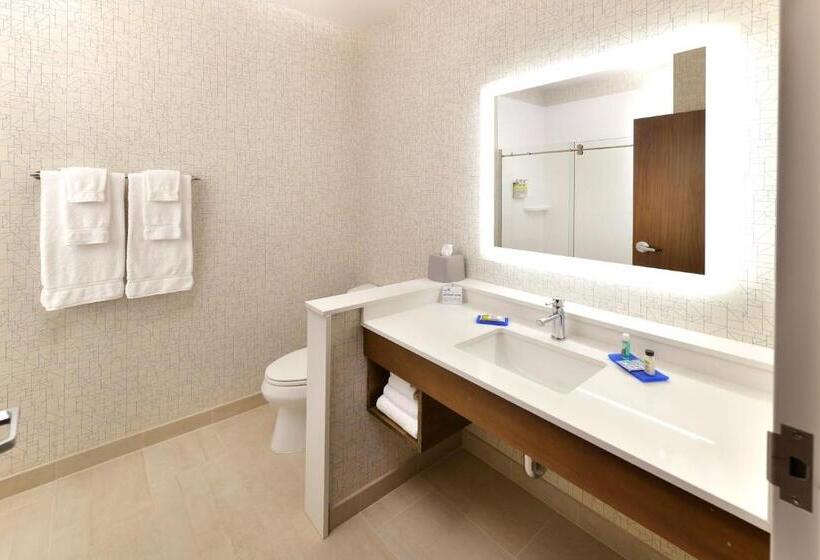 Номер Стандарт, Holiday Inn Express & Suites   Millersburg, An Ihg