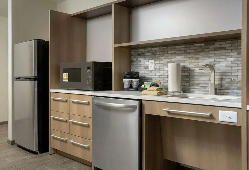 身障者適用スイートルーム, Home2 Suites By Hilton Edison