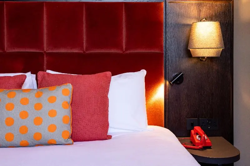 اتاق استاندارد, Indigo   Dundee, An Ihg