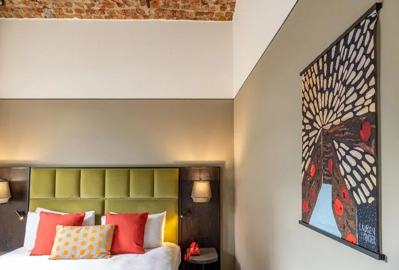 اتاق استاندارد با تخت بزرگ برای معلولان, Indigo   Dundee, An Ihg