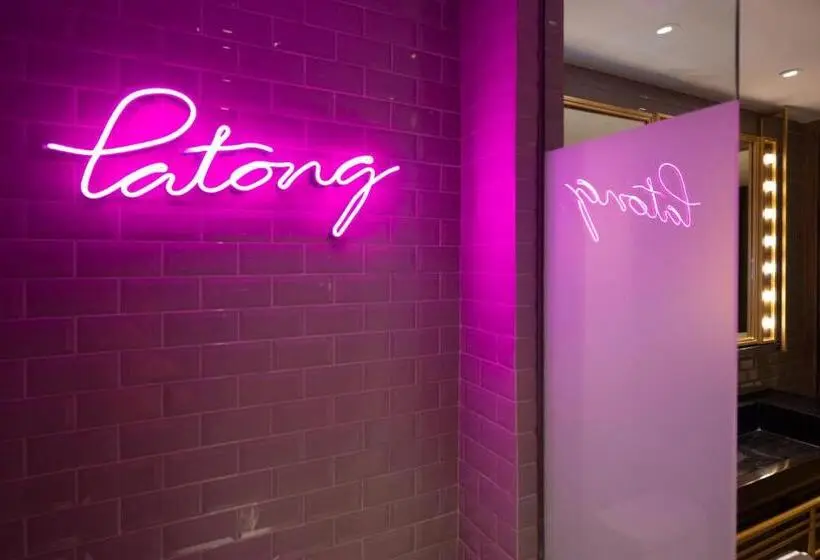 キングサイズベッドのスタンダードルーム, Indigo Phuket Patong, An Ihg