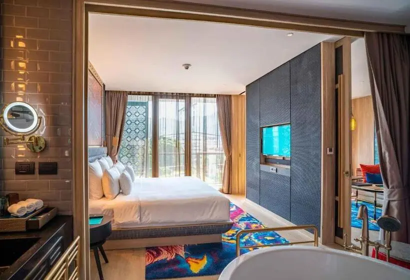 キングサイズベッドのスイートルーム, Indigo Phuket Patong, An Ihg