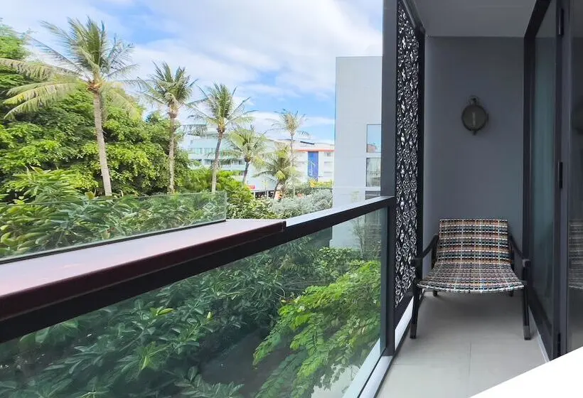 庭の見えるジュニアスイート, Indigo Phuket Patong, An Ihg