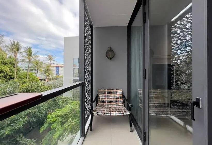 プールビュースタンダードルーム, Indigo Phuket Patong, An Ihg
