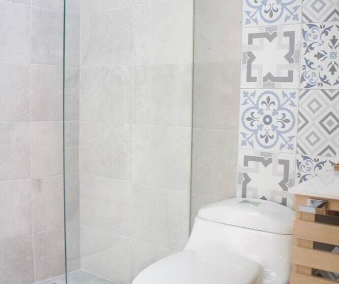 חדר סופריור, Kaia