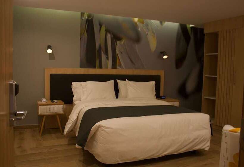 חדר סטנדרט, Kaia