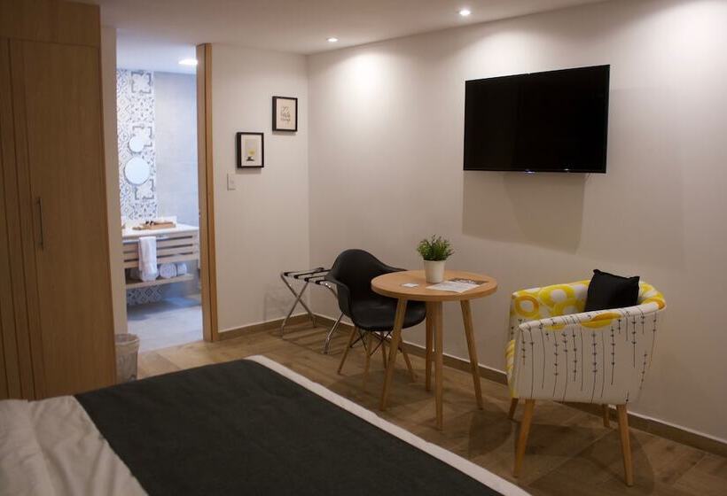 חדר סטנדרט, Kaia