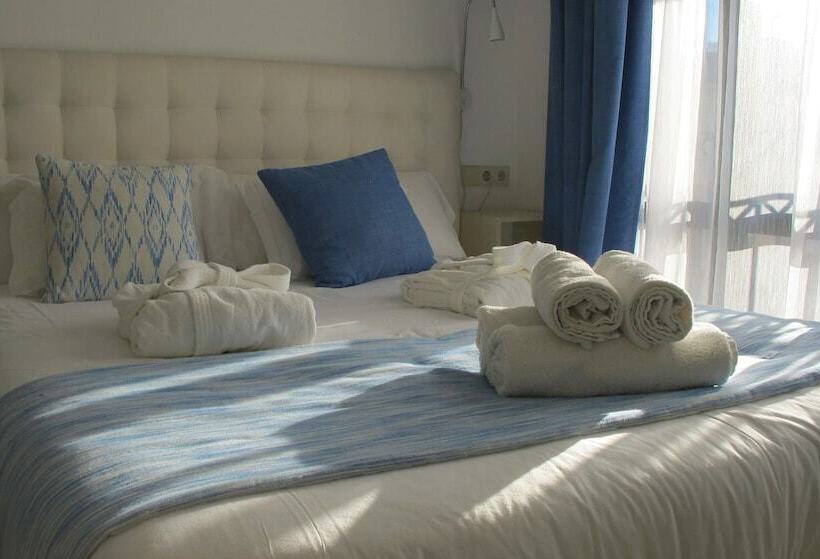 디럭스 룸, Boutique Hotel Petit Sant Miquel