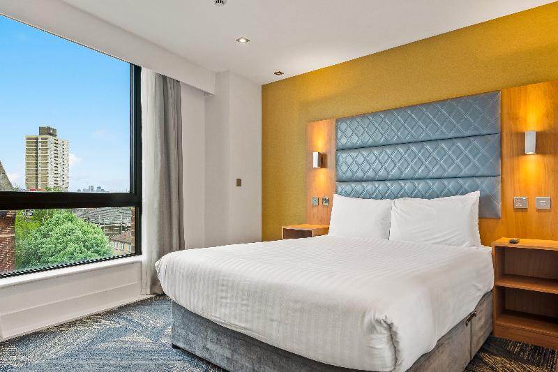 带2个卧室的公寓, Roomzzz London Stratford