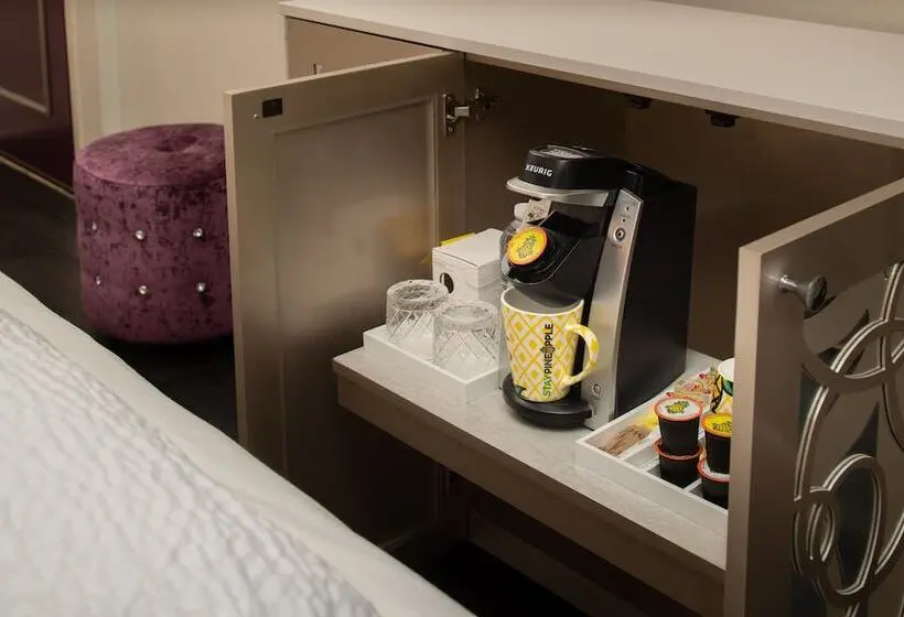 اتاق استاندارد با تراس, Staypineapple, An Artful Hotel, Midtown New York