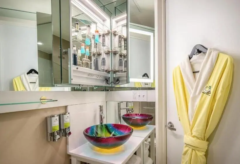 اتاق استاندارد با تخت بزرگ, Staypineapple, An Artful Hotel, Midtown New York
