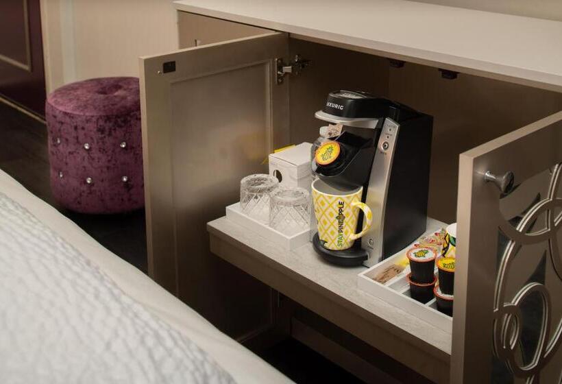 스위트, Staypineapple, An Artful Hotel, Midtown New York
