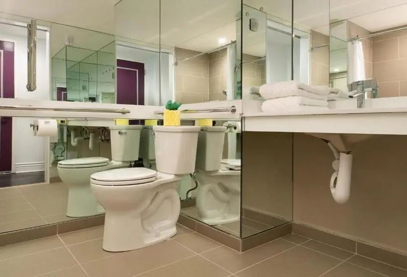 اتاق استاندارد با تخت بزرگ برای معلولان, Staypineapple, An Artful Hotel, Midtown New York