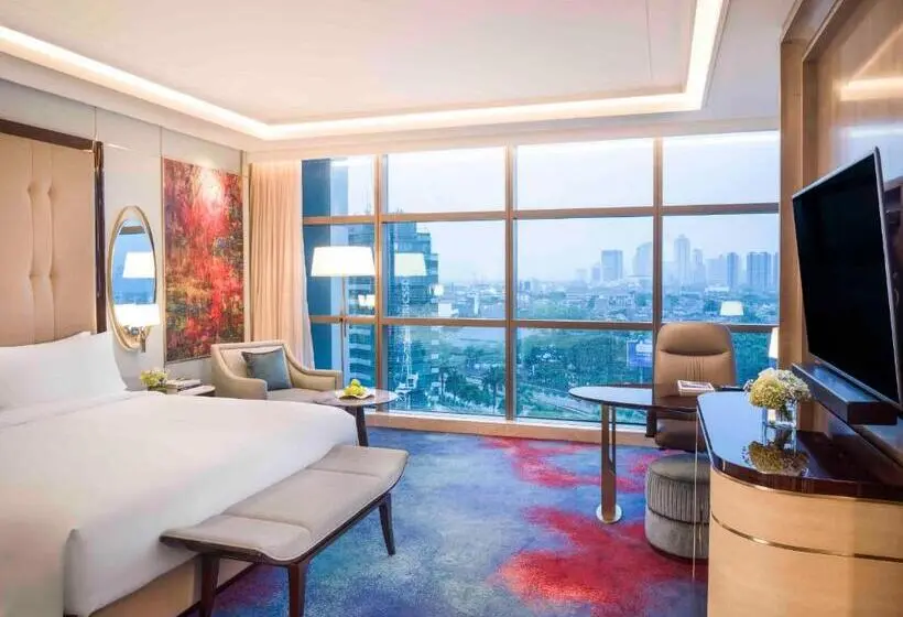 キングサイズベッドのデラックスルーム, Intercontinental Hotels Jakarta Pondok Indah, An Ihg