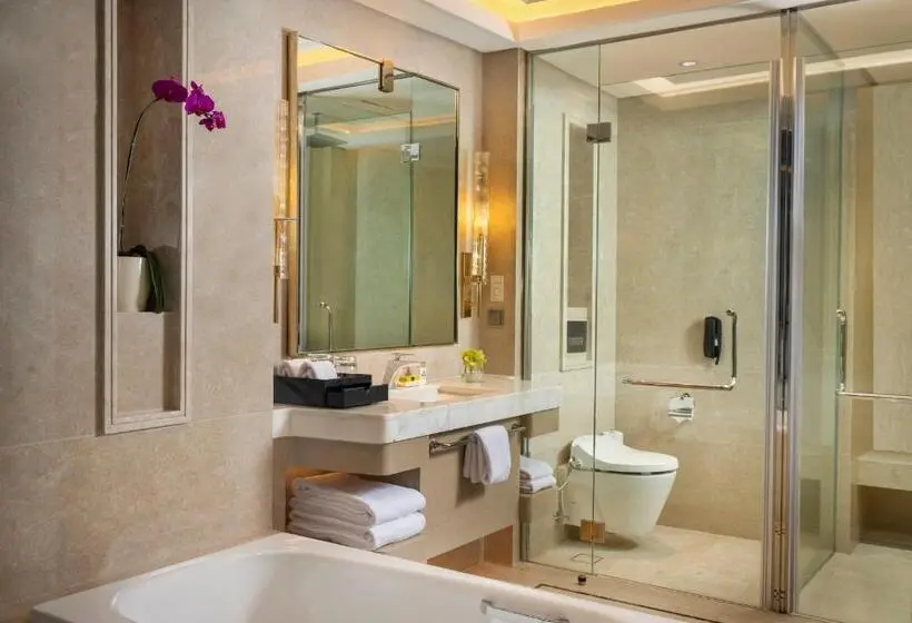 キングサイズベッドのクラシックルーム, Intercontinental Hotels Jakarta Pondok Indah, An Ihg