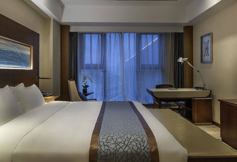 Quarto Deluxe, Novotel Qingdao New Hope