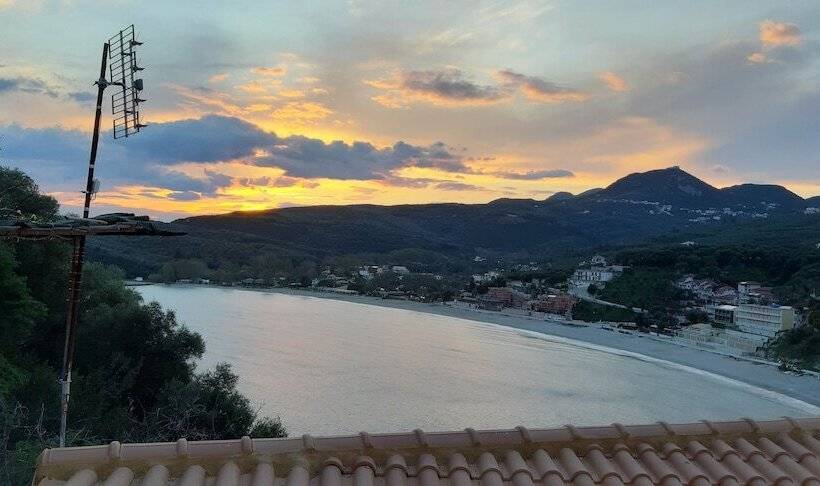 Family studio with sea view, Paraskevi's Luxury Studios