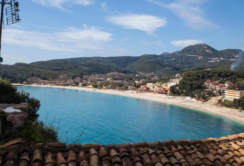 Family studio with sea view, Paraskevi's Luxury Studios