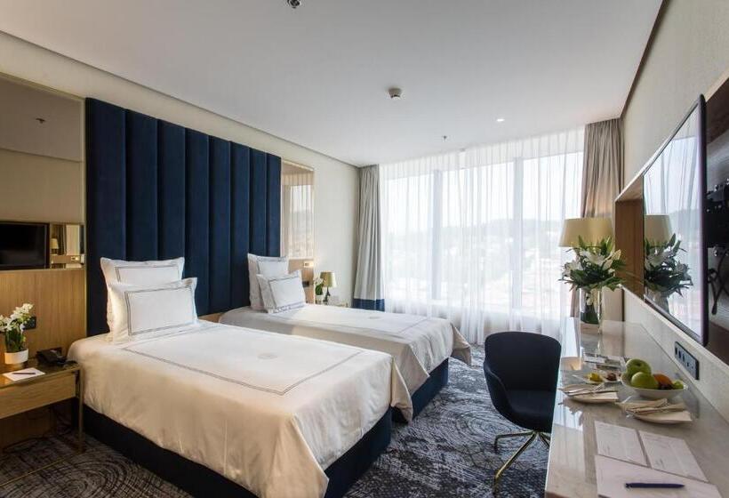 스탠다드 룸, Swissotel Sarajevo
