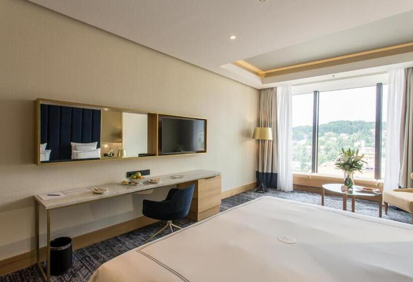 수피리어 룸, Swissotel Sarajevo