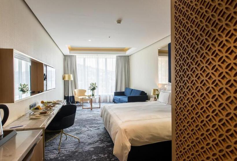 스탠다드 룸 킹사이즈 침대, Swissotel Sarajevo
