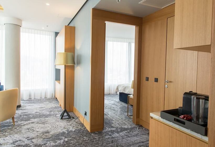 이그제큐티브 스위트, Swissotel Sarajevo