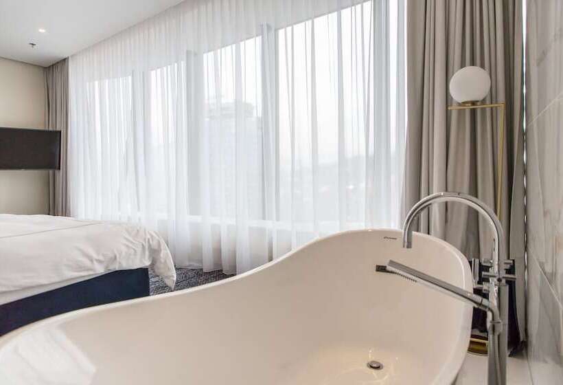 이그제큐티브 스위트, Swissotel Sarajevo