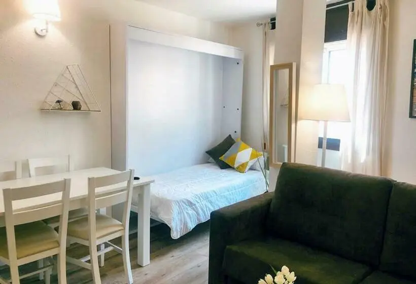 استودیوی استاندارد, Apartamentos La Cabaneta Mikka Sky