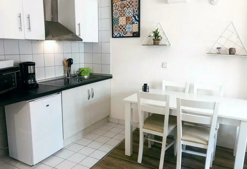 استودیوی استاندارد, Apartamentos La Cabaneta Mikka Sky