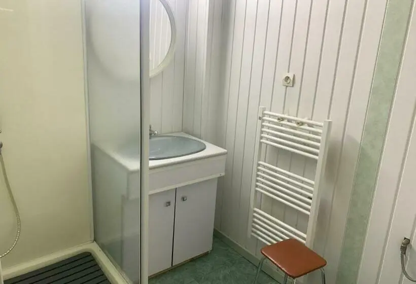 استودیوی استاندارد, Apartamentos La Cabaneta Mikka Sky