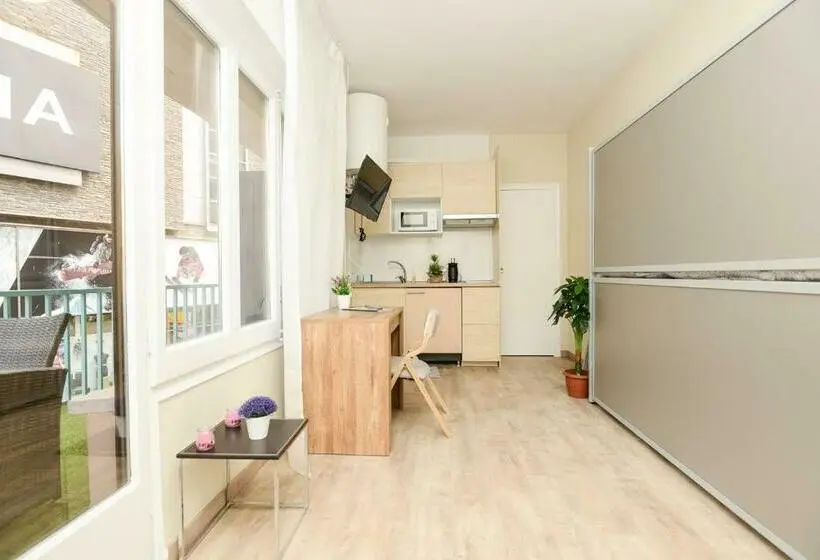 استودیوی استاندارد, Apartamentos La Cabaneta Mikka Sky