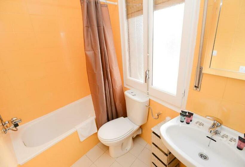 استودیوی استاندارد, Apartamentos La Cabaneta Mikka Sky 3000