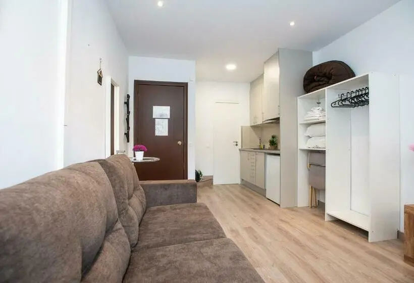 استودیوی استاندارد, Apartamentos La Cabaneta Mikka Sky