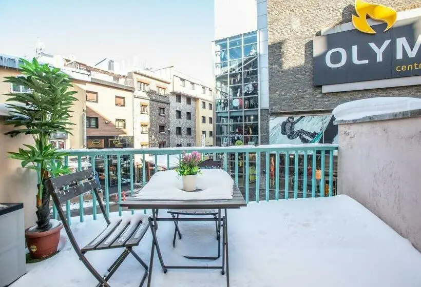 استودیوی استاندارد, Apartamentos La Cabaneta Mikka Sky