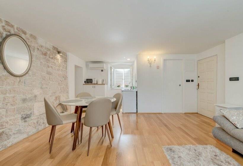 דירת חדר דלוקס, Aurum Templi Suites