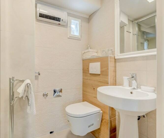 דירת חדר דלוקס, Aurum Templi Suites