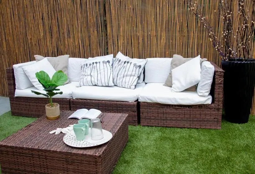 اتاق استاندارد با بالکن, Mirage Place B&b