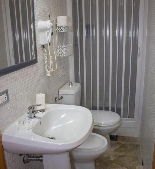 غرفة قياسية مزوَّدة بشُرفة, Mirage Place B&b