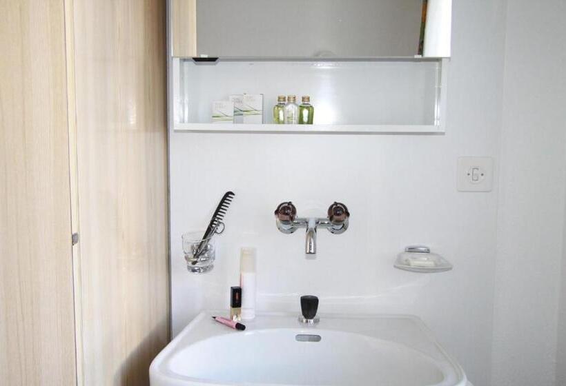 バスルーム共有のシングルスタンダード, Petit Steffani Bed & Breakfast