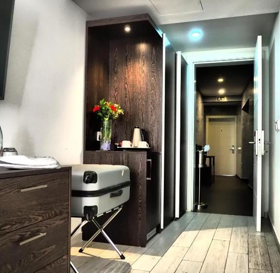 اتاق استاندارد, Adelphi Boutique