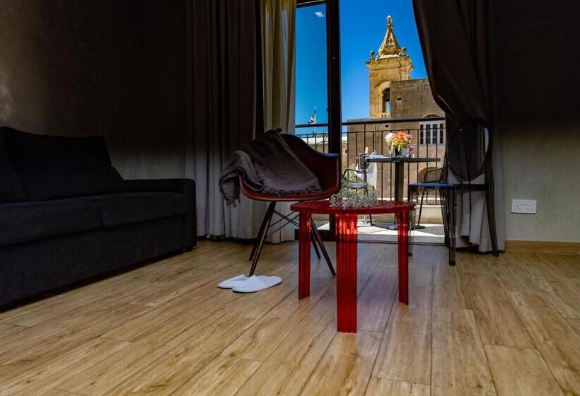 اتاق لوکس با بالکن, Adelphi Boutique