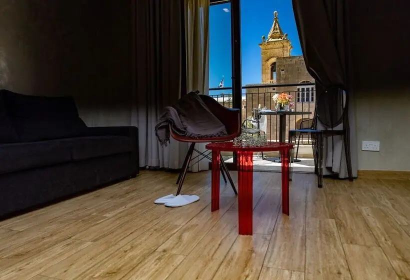 اتاق لوکس, Adelphi Boutique