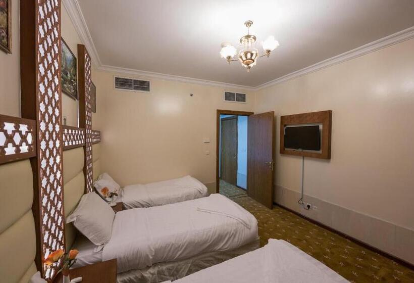 Economy Triple Room, Al Mukhtara Golden