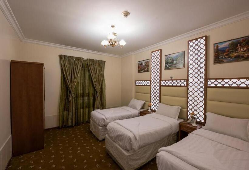 Economy Triple Room, Al Mukhtara Golden