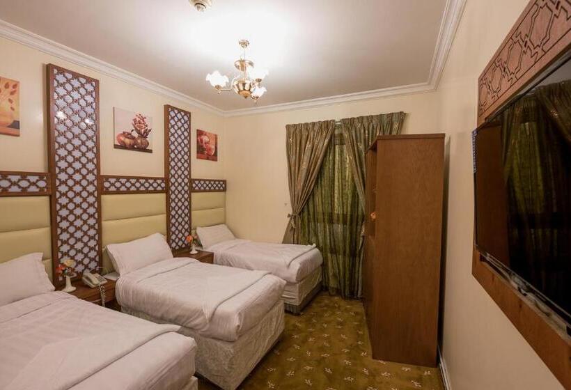 Economy Triple Room, Al Mukhtara Golden