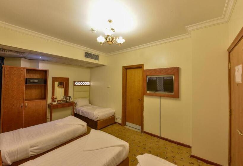 Economy Quadruple Room, Al Mukhtara Golden