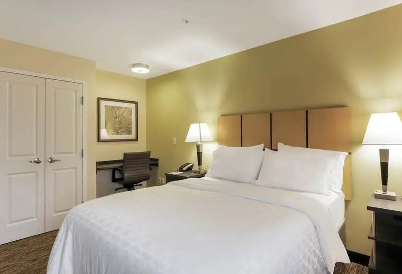 スイート, Candlewood Suites Brighton, An Ihg